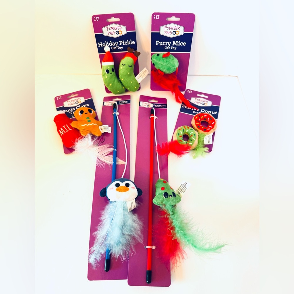 NWT Assortment of 6 Holiday Cat Toys